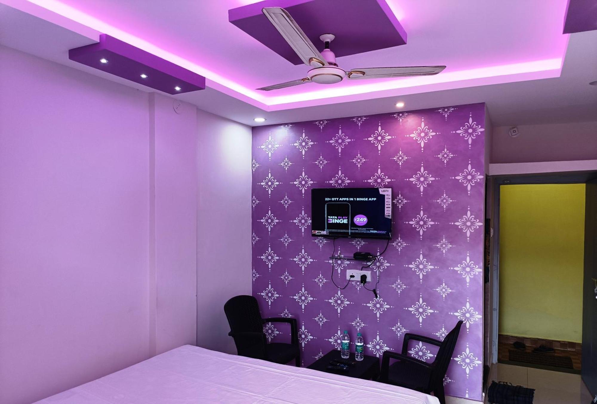Hotel Grand View Puri Buitenkant foto
