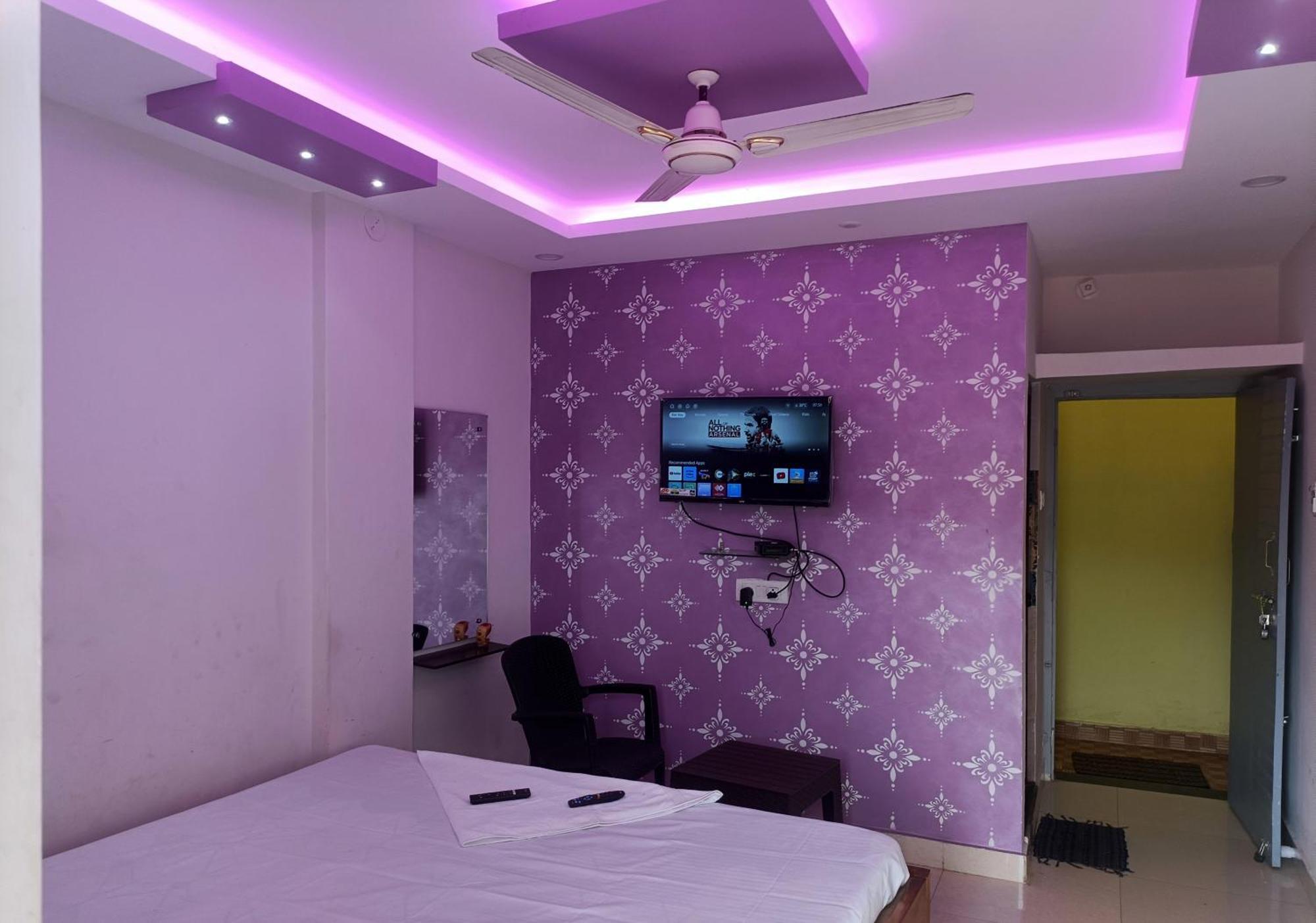 Hotel Grand View Puri Buitenkant foto