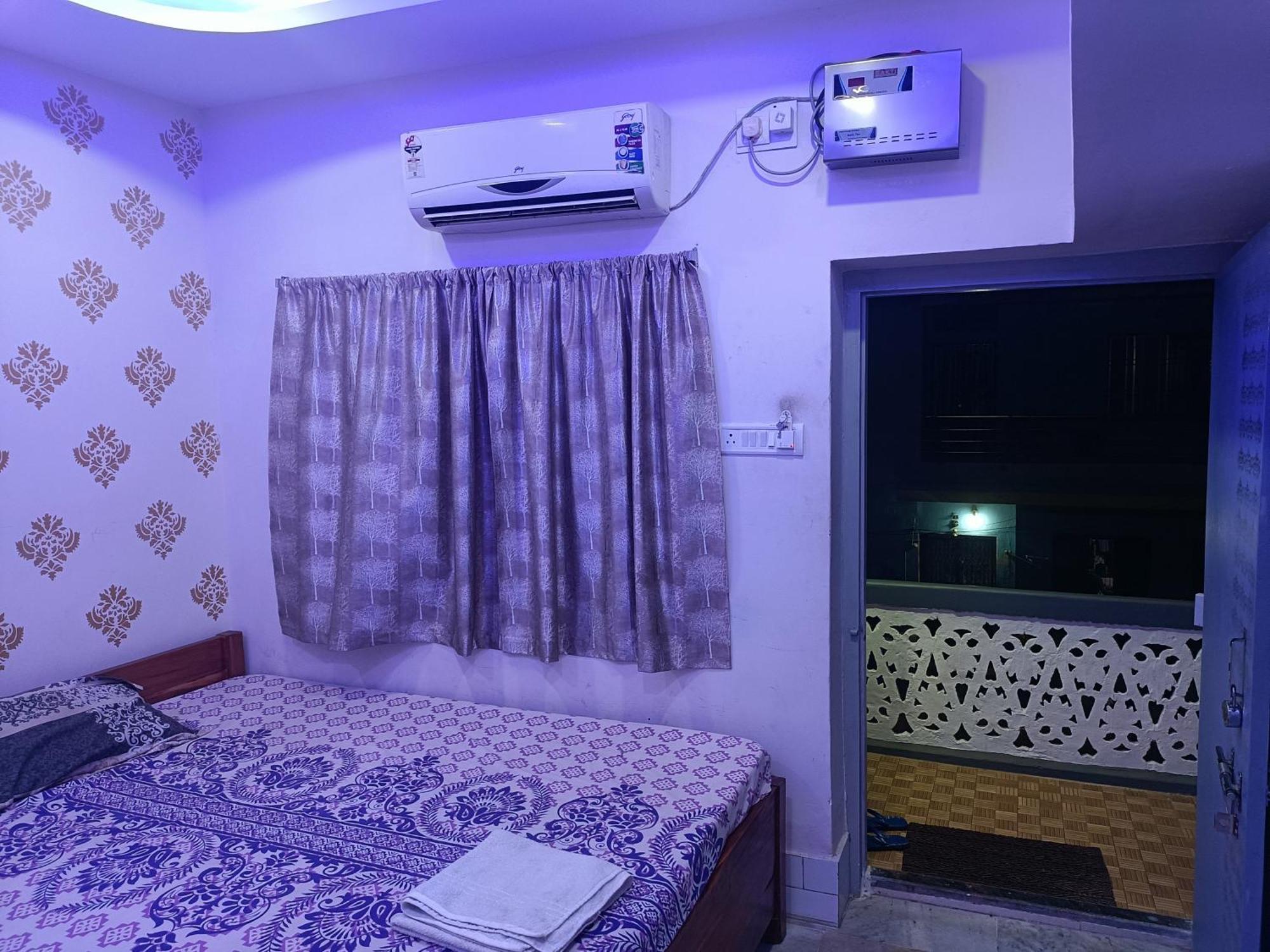 Hotel Grand View Puri Buitenkant foto