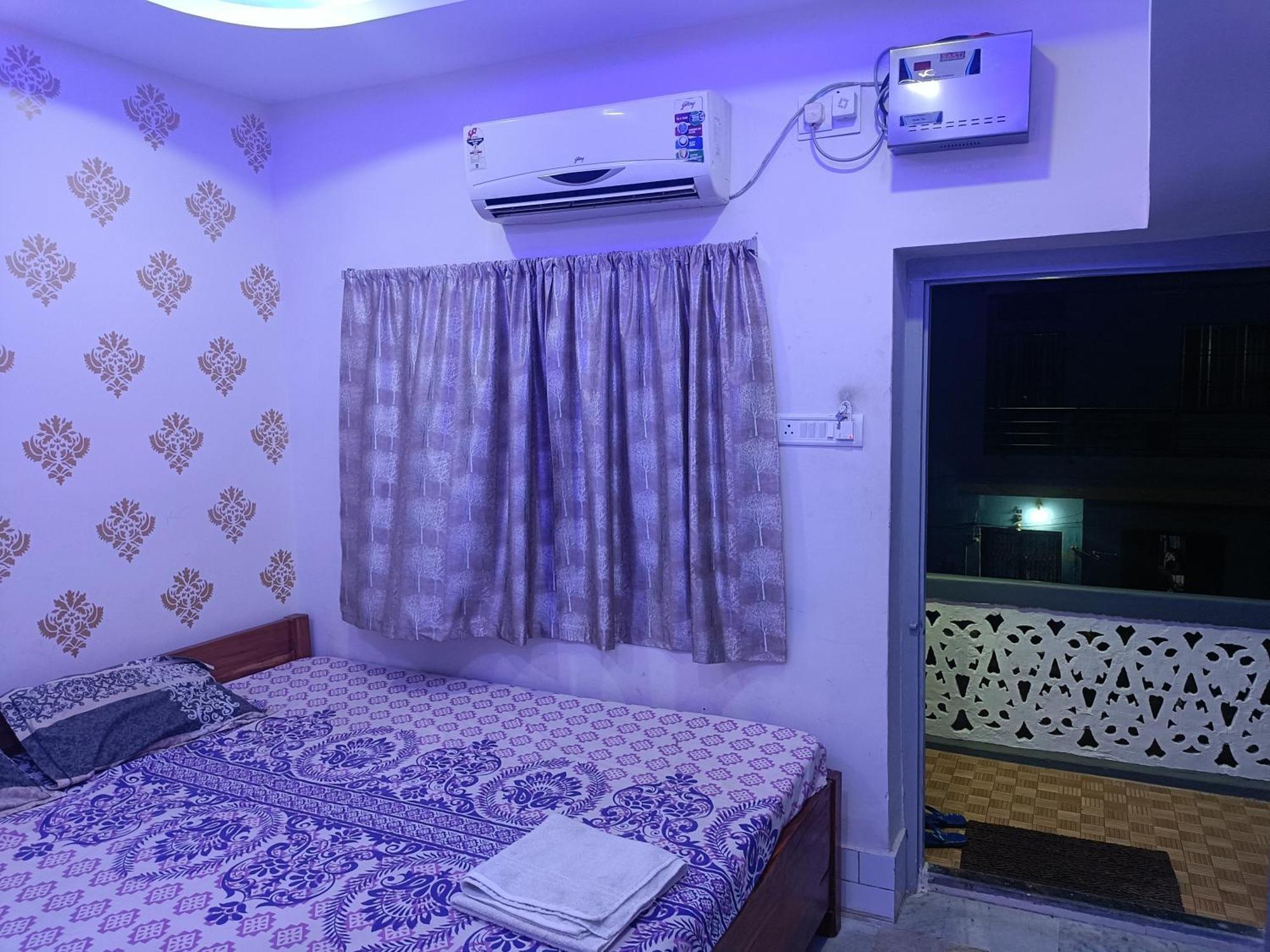 Hotel Grand View Puri Buitenkant foto